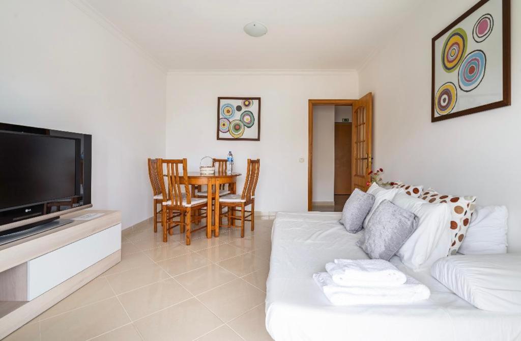 Quarteira Beach House Kültér fotó